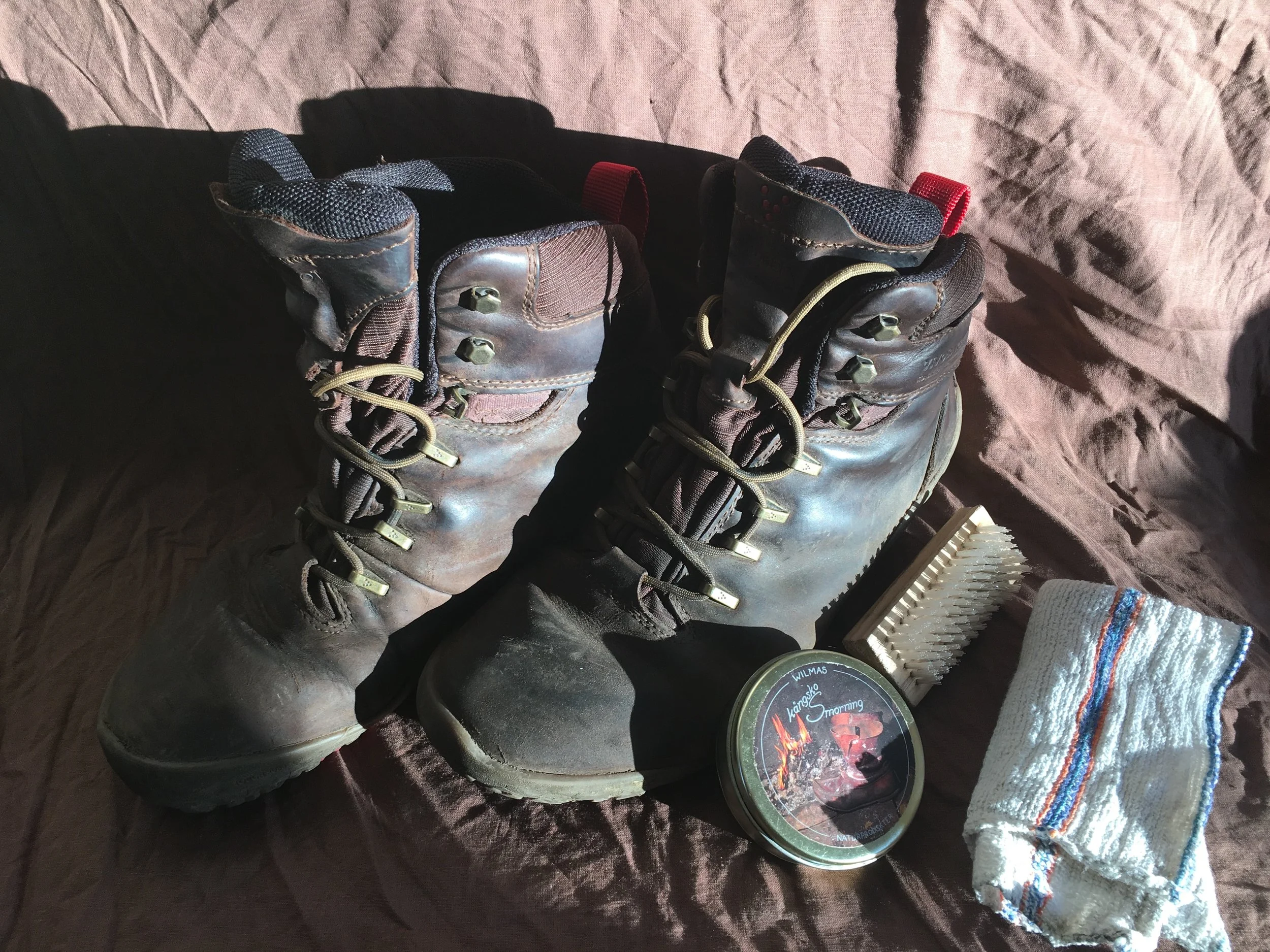 Woodland tracker hotsell boots